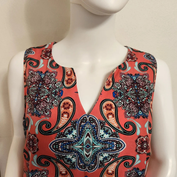 Pink Verse tank top size medium - Picture 2 of 11